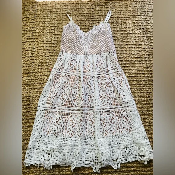 City Chic | Dresses | 8m Wedding Special Event White Ivory Lace Crochet  Dress With Tan Background | Poshmark